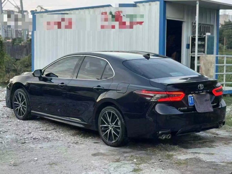 深圳22年丰田凯美瑞6