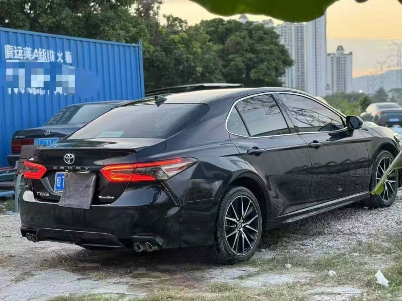 深圳22年丰田凯美瑞7