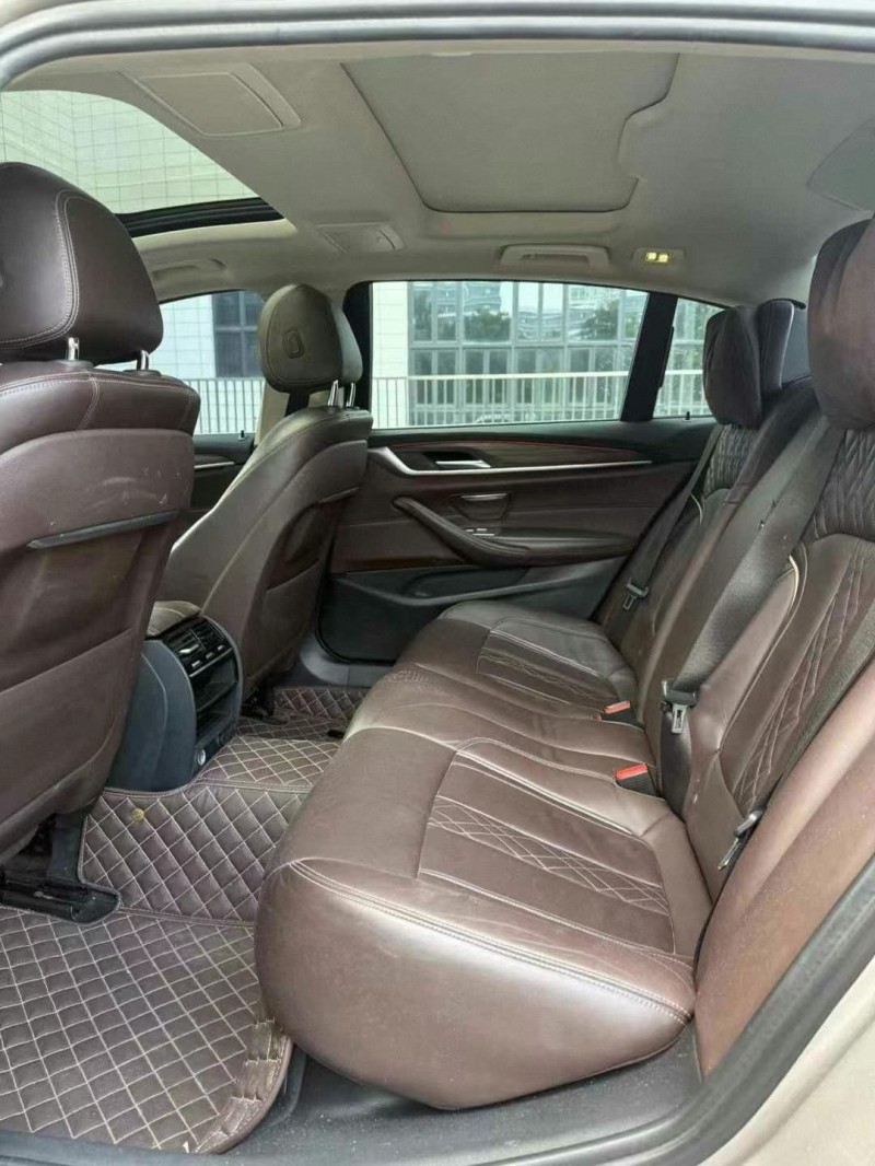 佛山18年宝马5系5