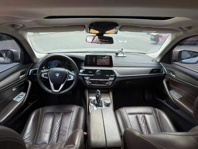 佛山18年宝马5系6