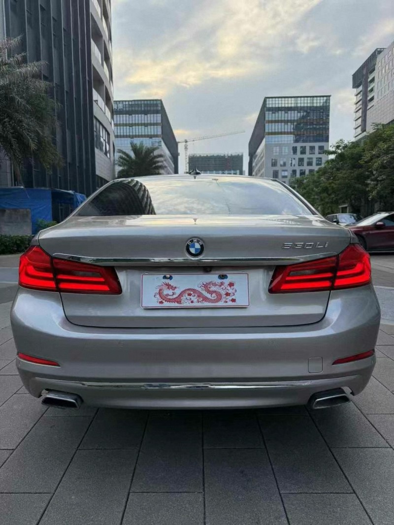 佛山18年宝马5系9