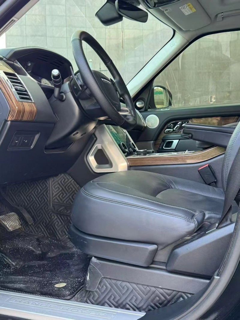 兰州18年路虎揽胜行政5