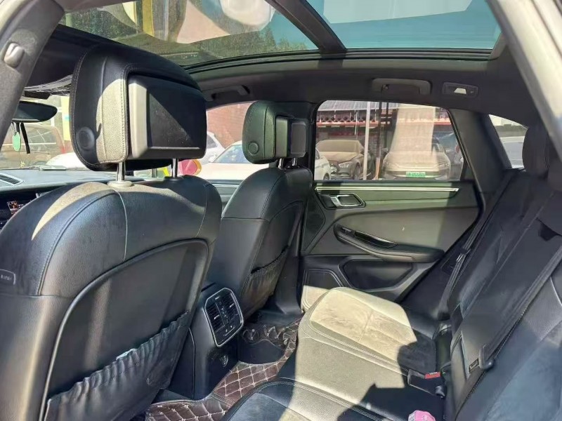 淄博17年保时捷Macan9