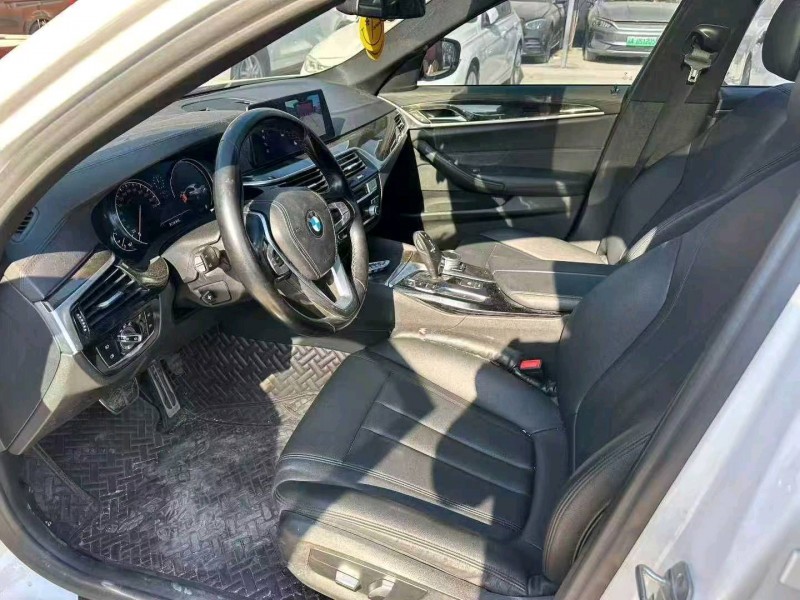 淄博18年宝马5系4