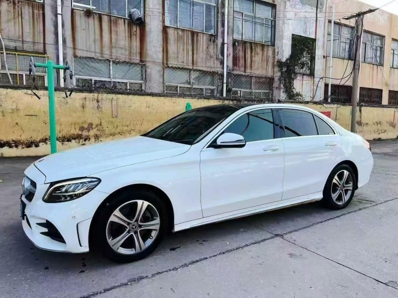 东营21年奔驰C2