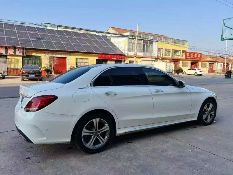 东营21年奔驰C8