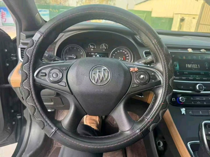 东营19年别克君越6