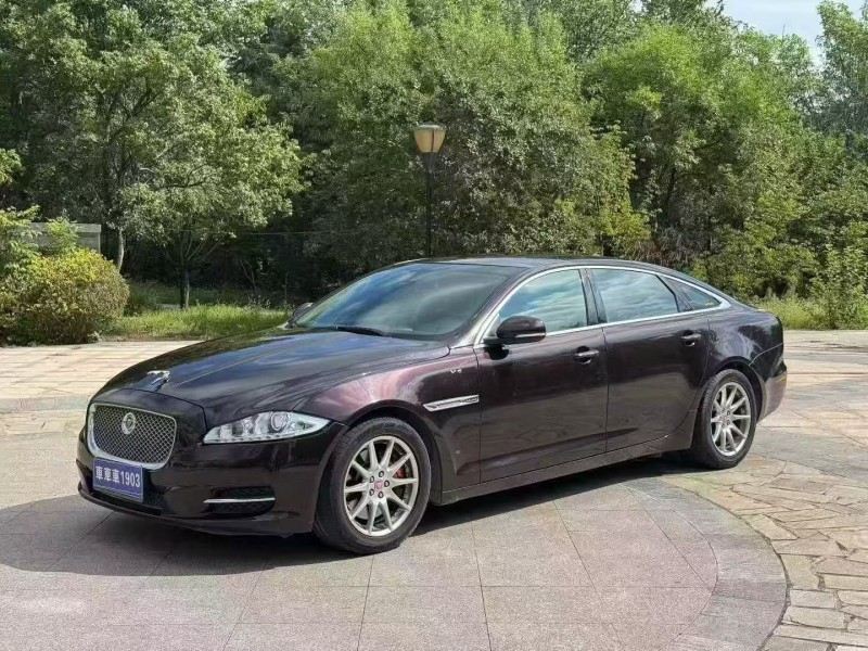 泰安16年捷豹XJL3