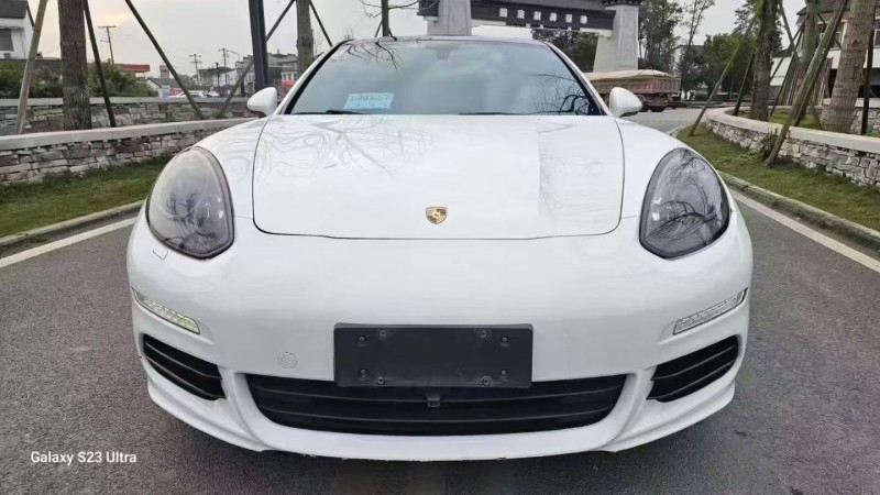 泸州15年保时捷帕拉梅拉1