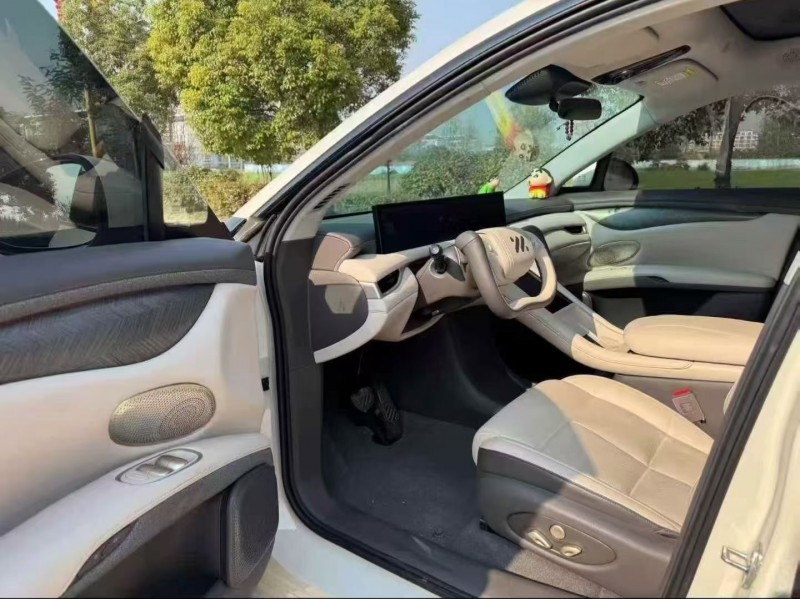 徐州25年智己LS66