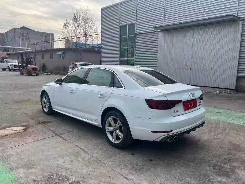 烟台18年奥迪A4L7