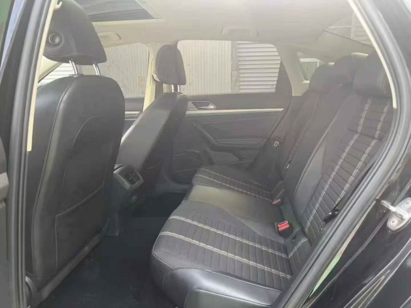 临沂20年大众朗逸4