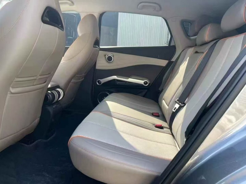 枣庄25年比亚迪元4