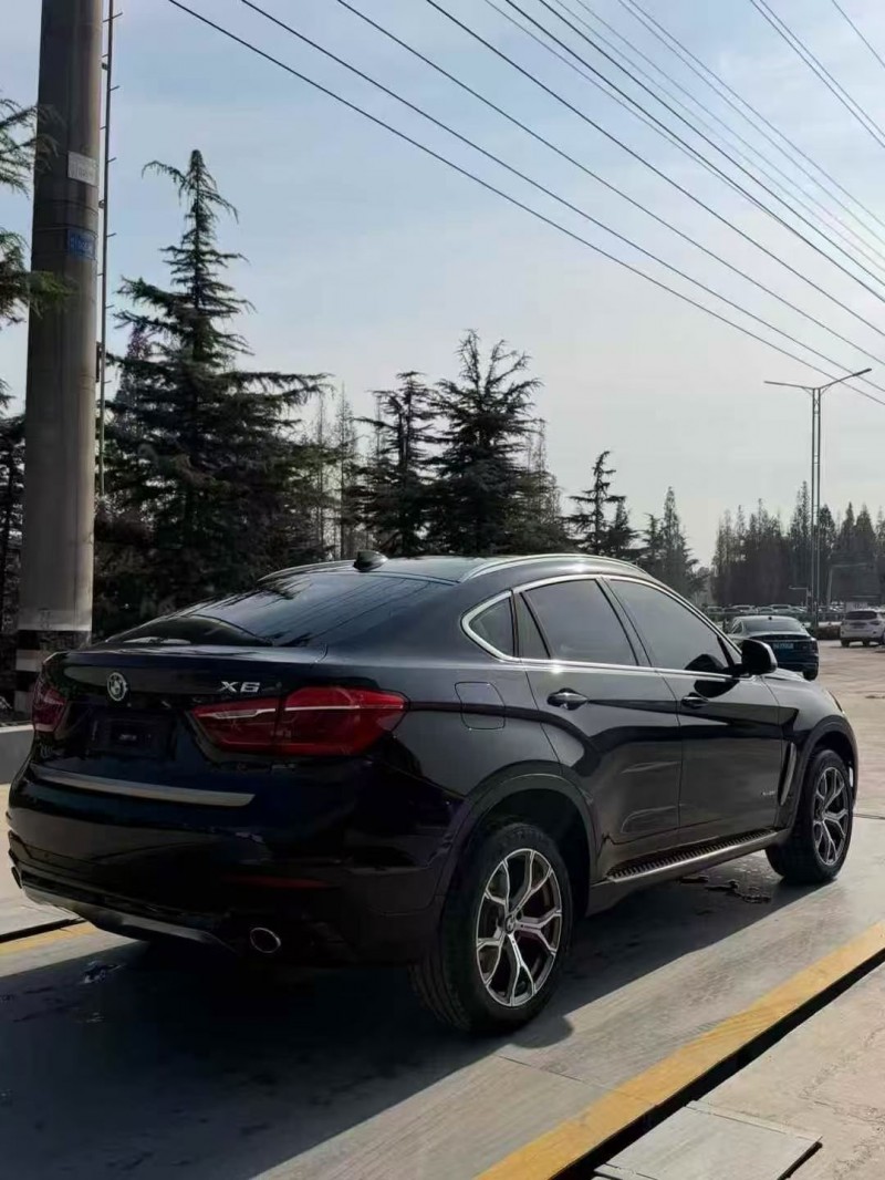 东营19年宝马X67