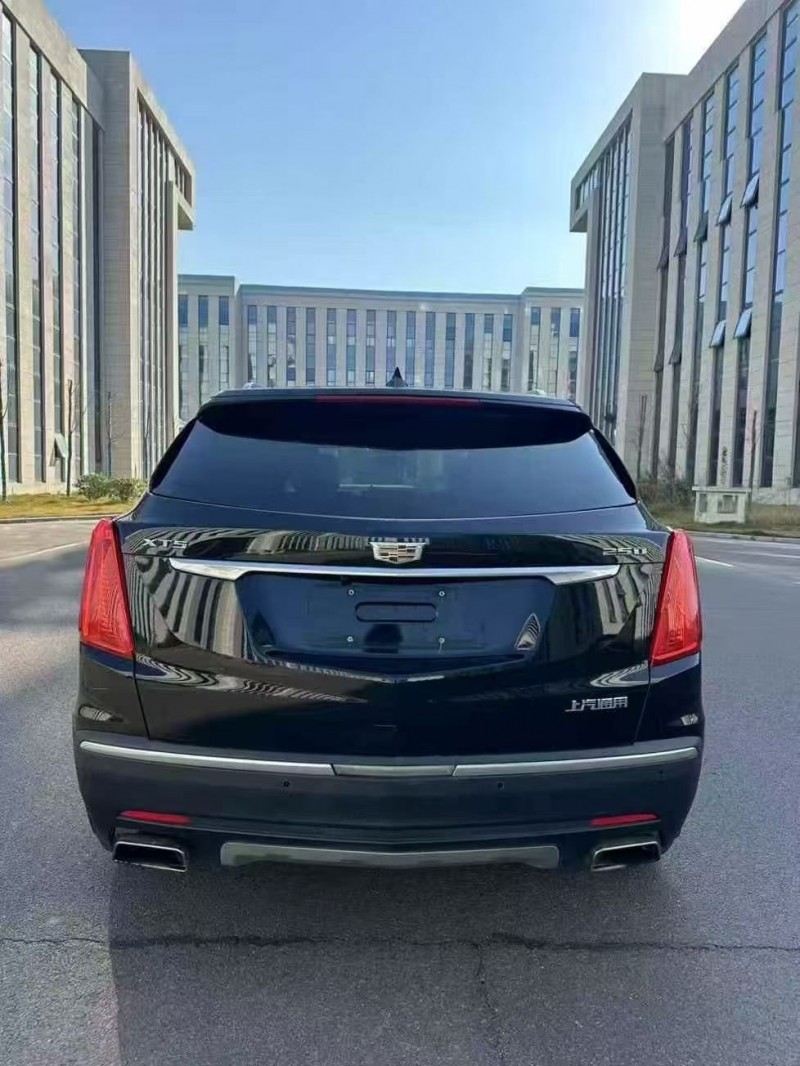 枣庄17年凯迪拉克XT59