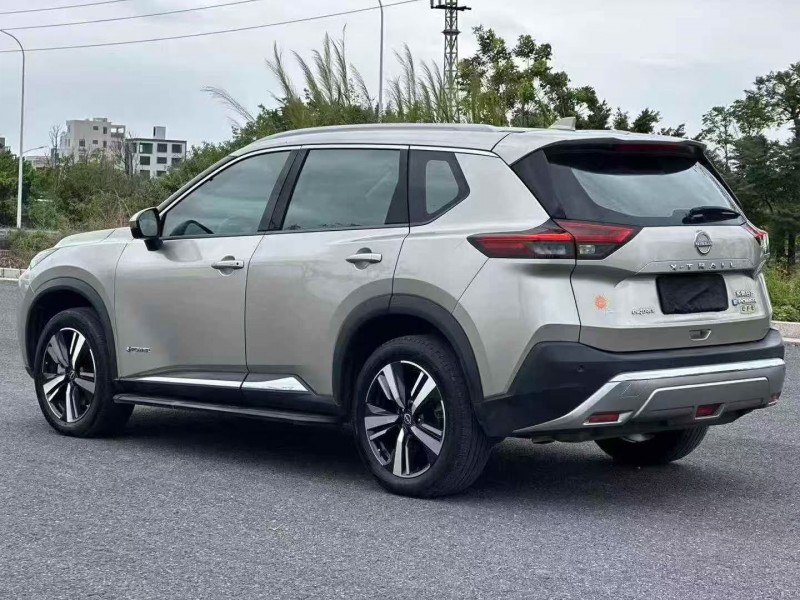 珠海23年日产奇骏7