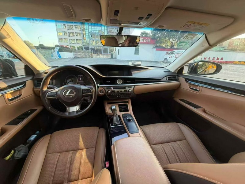 深圳17年雷克萨斯ES3