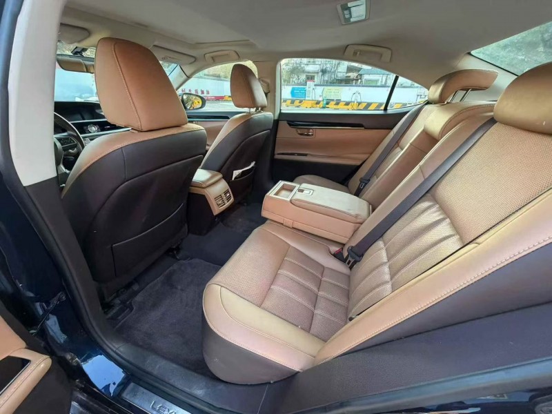 深圳17年雷克萨斯ES5