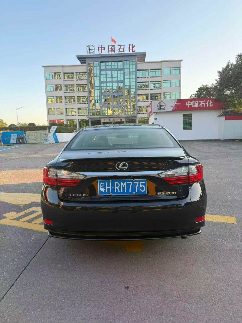 深圳17年雷克萨斯ES8