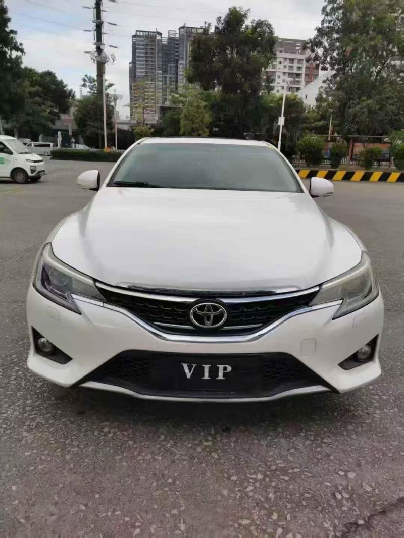 汕头15年丰田锐志1