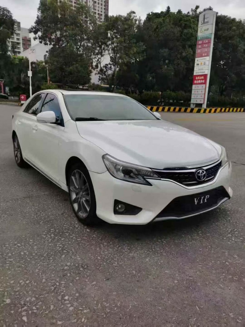 汕头15年丰田锐志2