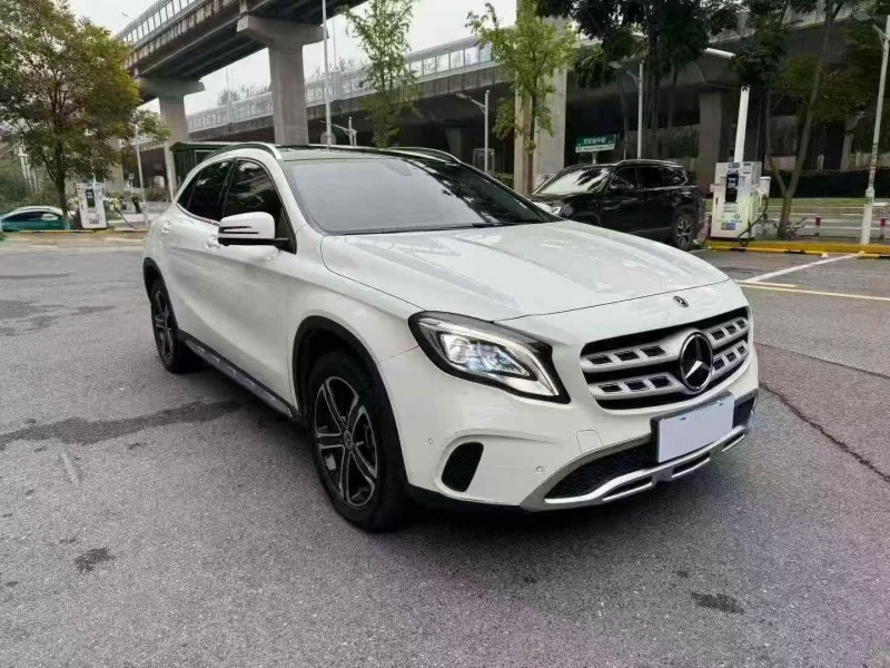 湘潭19年奔驰GLA2