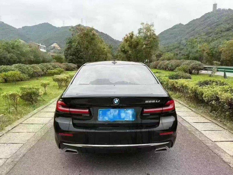 温州22年宝马5系9