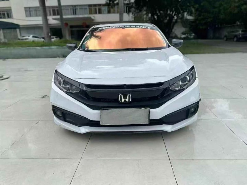 汕头19年本田思域1