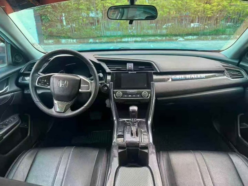 汕头19年本田思域5