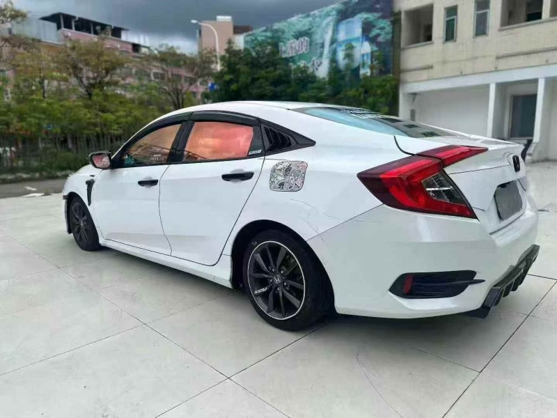 汕头19年本田思域8