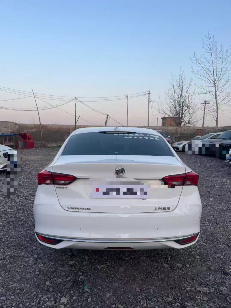 菏泽22年别克威朗9