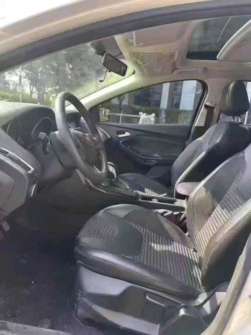 广州18年福特福克斯5