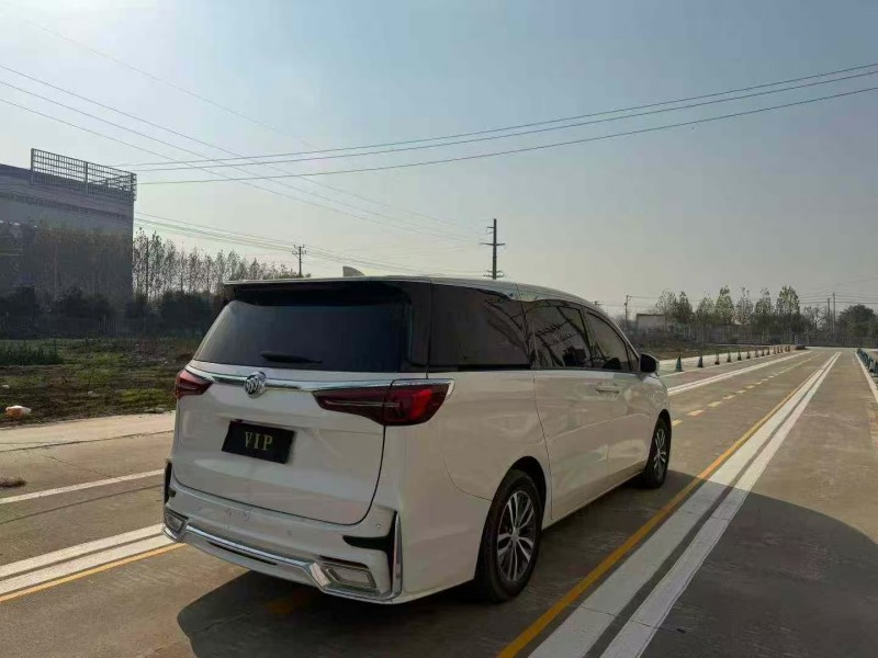 菏泽22年别克GL87