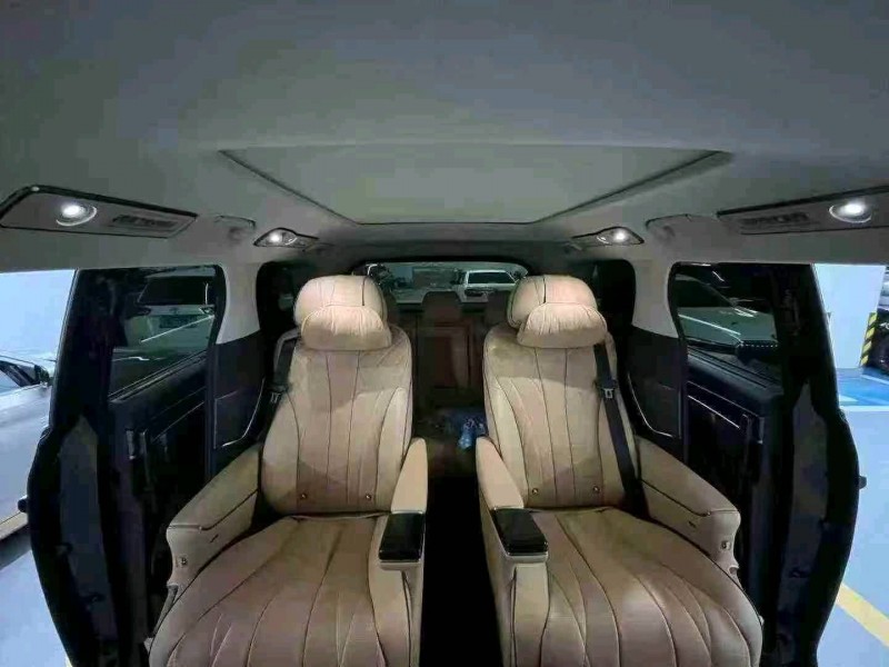 深圳25年腾势D95