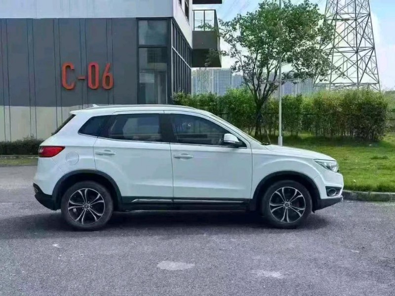 广州17年一汽森雅5