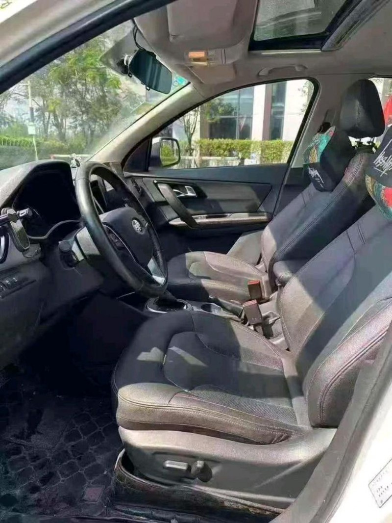 广州17年一汽森雅7