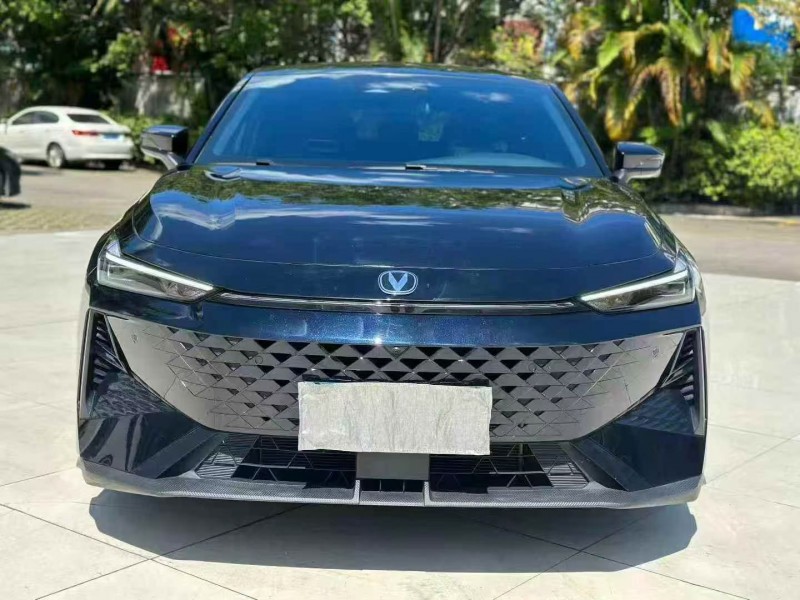 珠海25年长安汽车UNI1