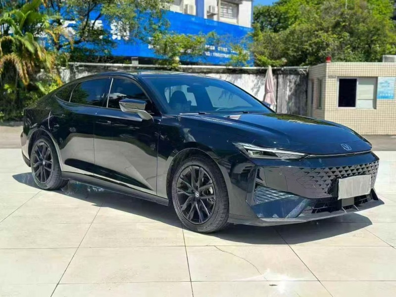 珠海25年长安汽车UNI2