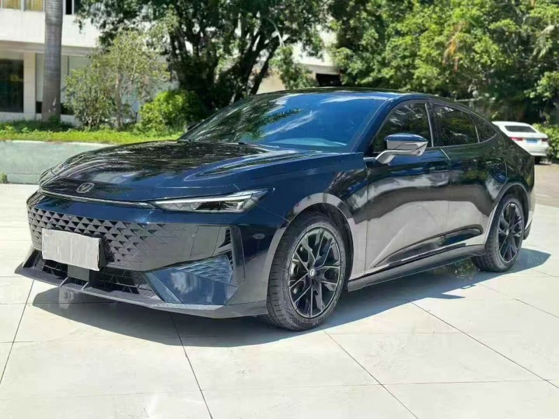 珠海25年长安汽车UNI3