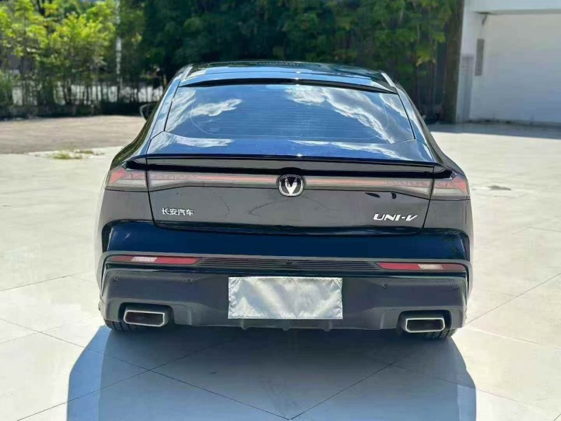 珠海25年长安汽车UNI8