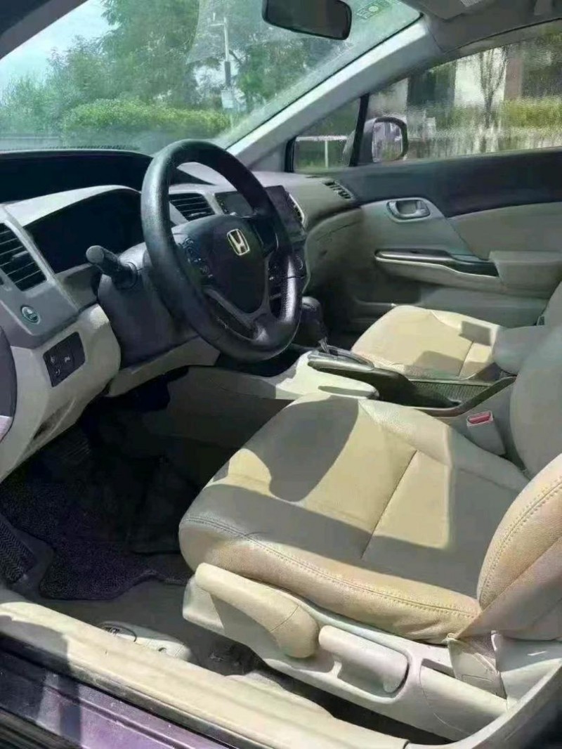 广州12年本田思域9