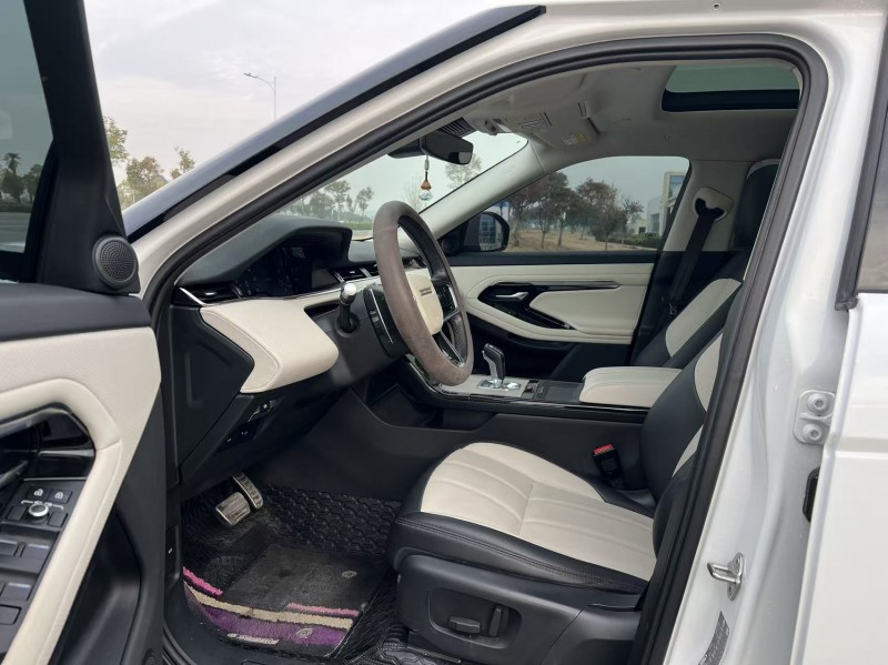 盐城22年路虎极光4