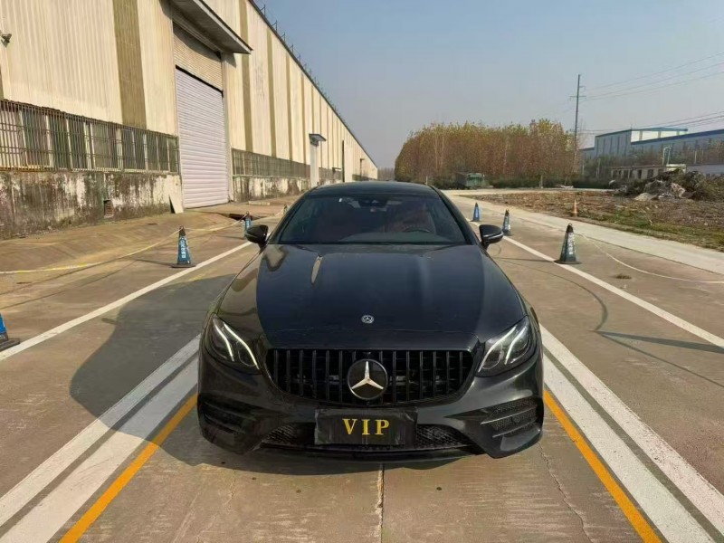 菏泽17年奔驰E1
