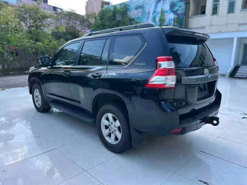 汕头14年丰田普拉多8