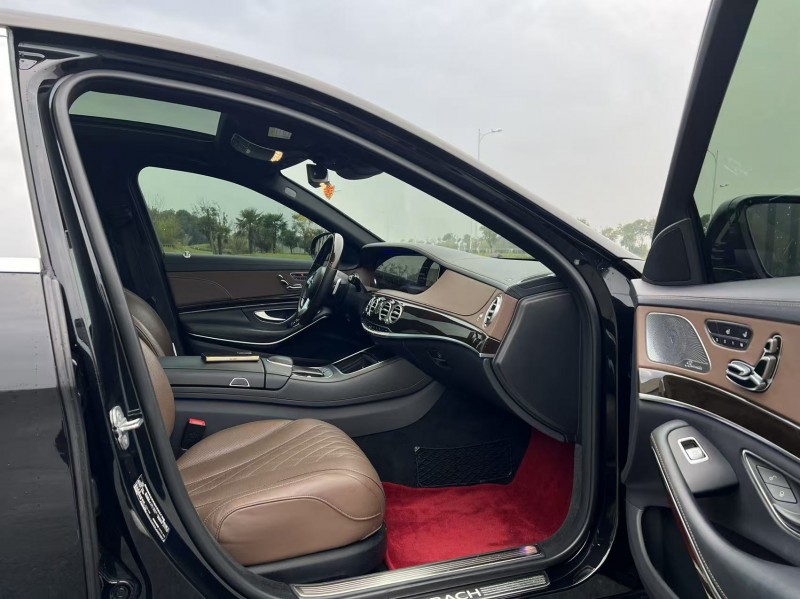 盐城19年奔驰迈巴赫S级6