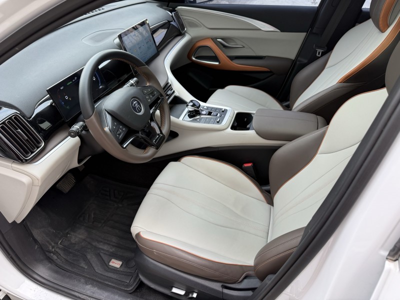 济宁24年比亚迪宋4