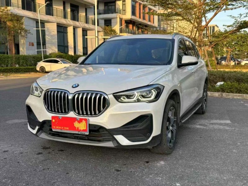 广州22年宝马X12