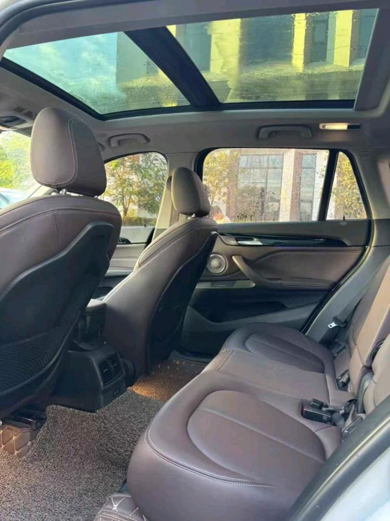 广州22年宝马X17