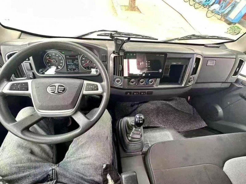 菏泽23年解放箱货J64