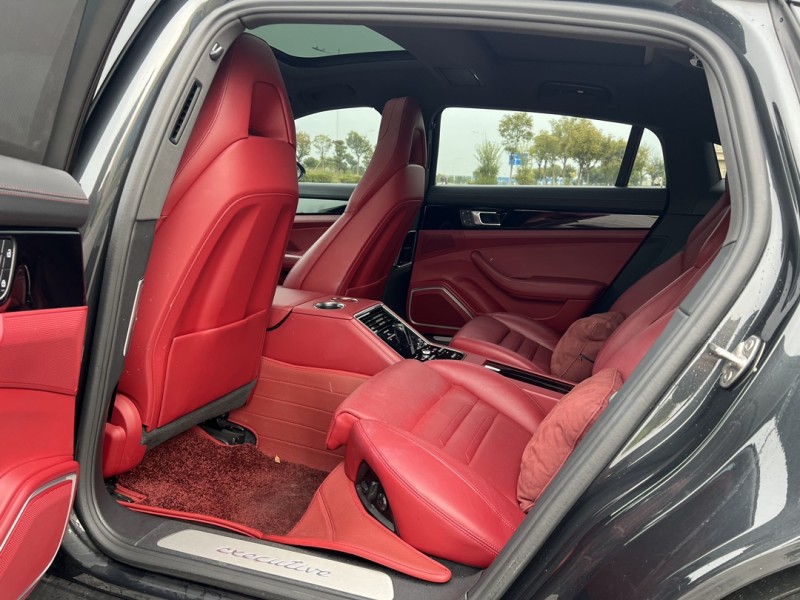 盐城23年保时捷帕拉梅拉5